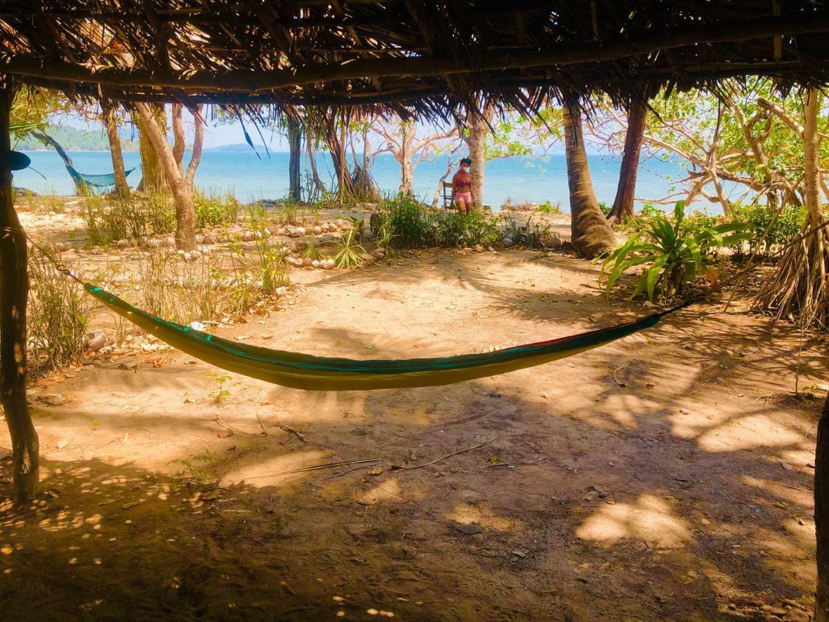Reggae Island Private Island Hotel Koh Phayam Exterior foto