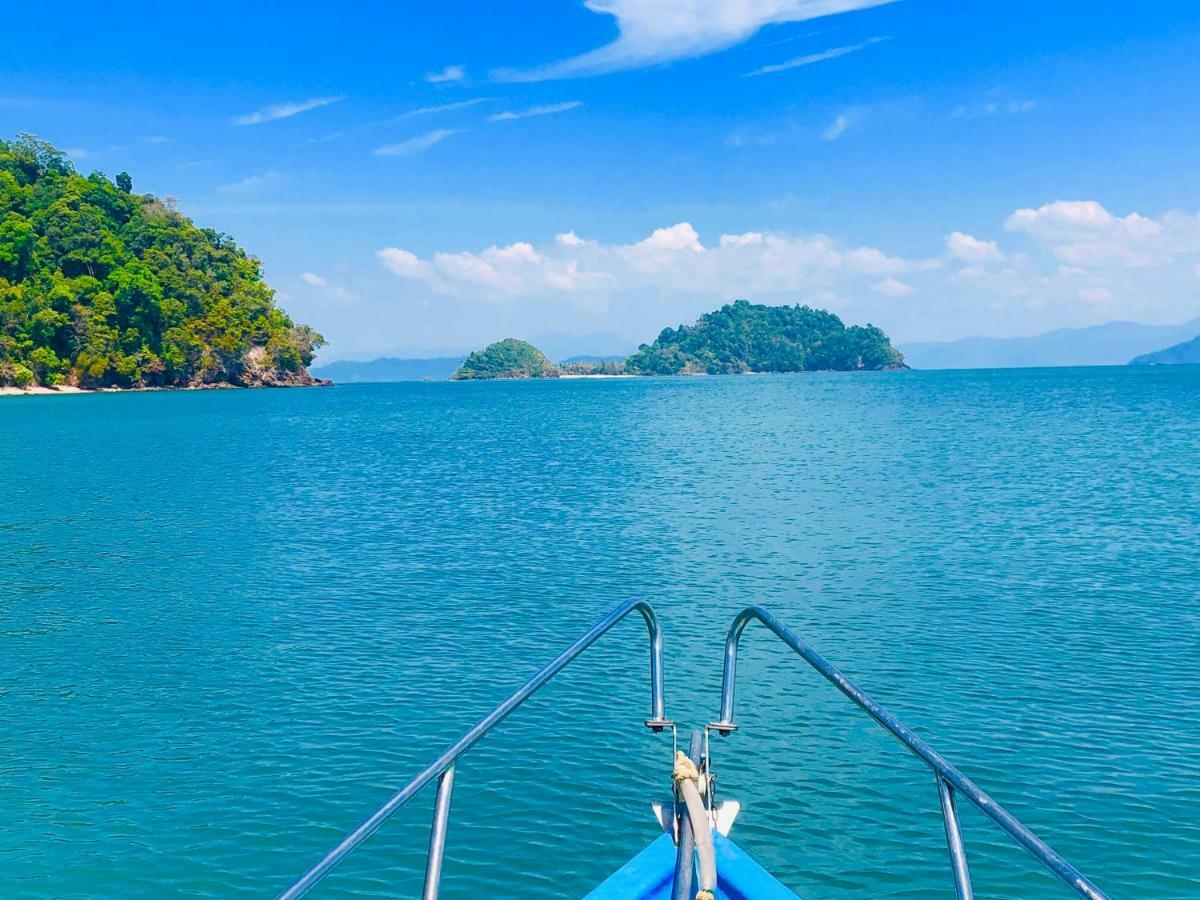 Reggae Island Private Island Hotel Koh Phayam Exterior foto