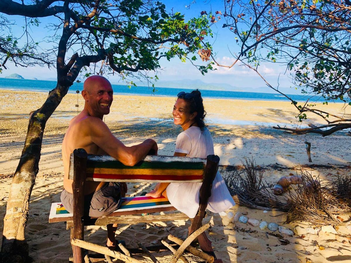 Reggae Island Private Island Hotel Koh Phayam Exterior foto
