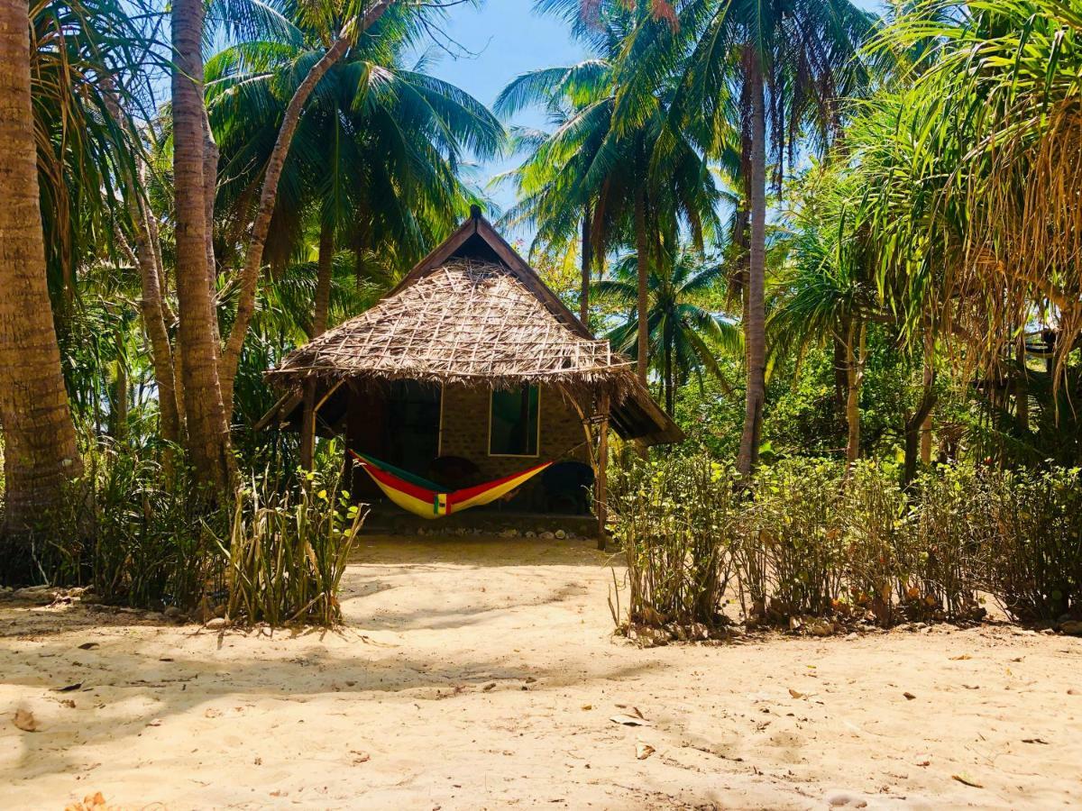 Reggae Island Private Island Hotel Koh Phayam Exterior foto