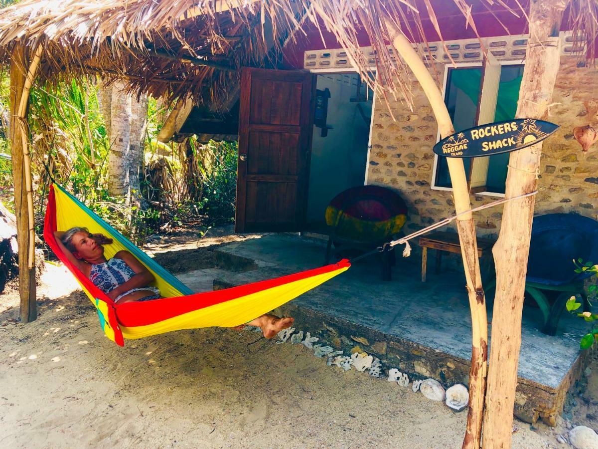 Reggae Island Private Island Hotel Koh Phayam Exterior foto