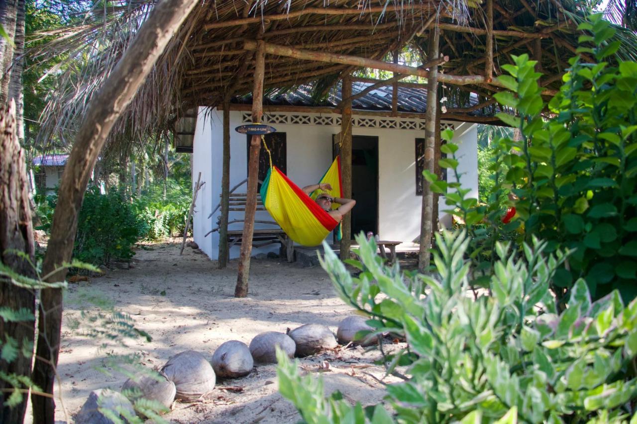 Reggae Island Private Island Hotel Koh Phayam Exterior foto